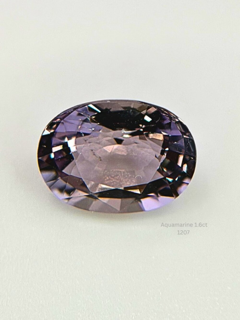 Natural Aquamarine 1.60 Ct Oval Cut Loose Gemstone